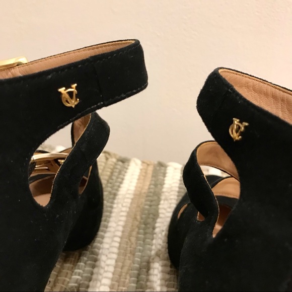 Vince Camuto ‘Gillee’ black suede and yellow metal Salome pumps. Size 6.5 M. EUC - Picture 10 of 13
